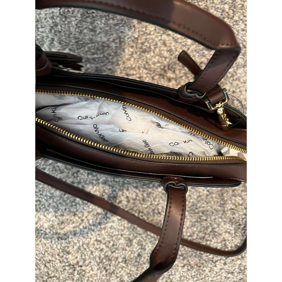 Calvin Klein *RARE* Satchel Handbag Removable Crossbody Strap Key Fob - Picture 6 of 15